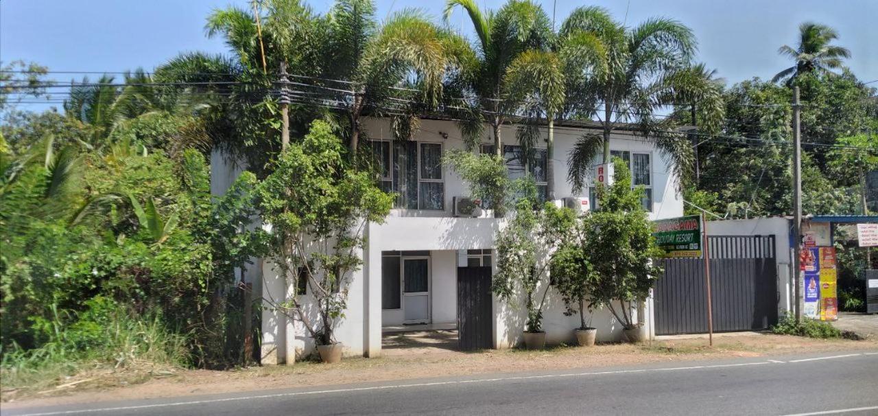 Saragama Holiday Resort Kurunegala Eksteriør billede
