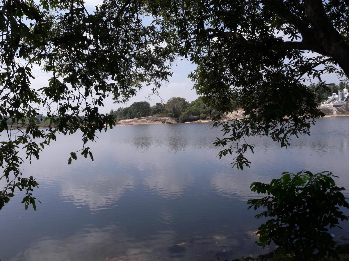 Saragama Holiday Resort Kurunegala Eksteriør billede